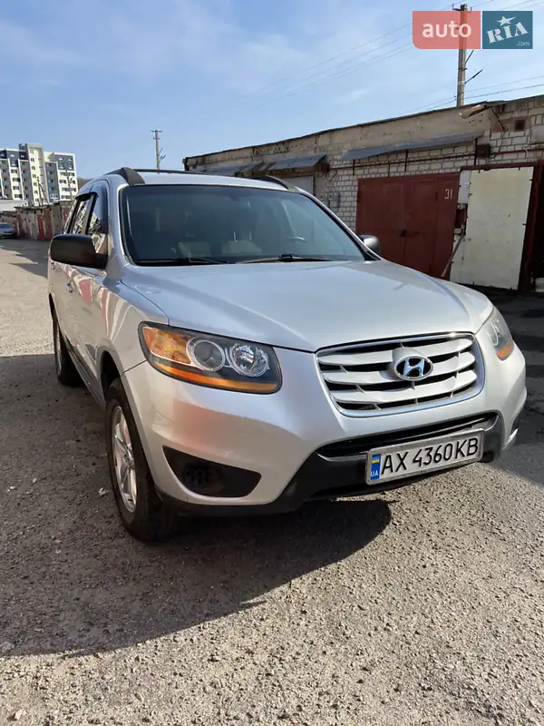 Hyundai Santa FE