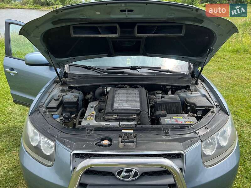 Позашляховик / Кросовер Hyundai Santa FE 2006 в Львові