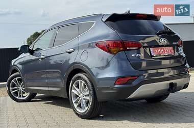 Позашляховик / Кросовер Hyundai Santa FE 2016 в 