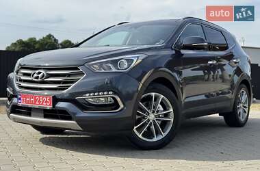 Позашляховик / Кросовер Hyundai Santa FE 2016 в 