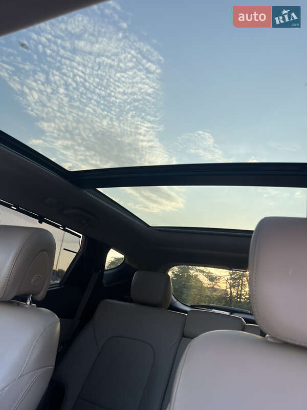 Позашляховик / Кросовер Hyundai Santa FE 2014 в Києві