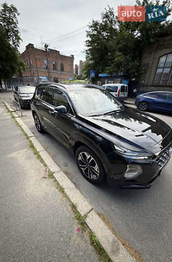 Внедорожник / Кроссовер Hyundai Santa FE 2018 в Киеве