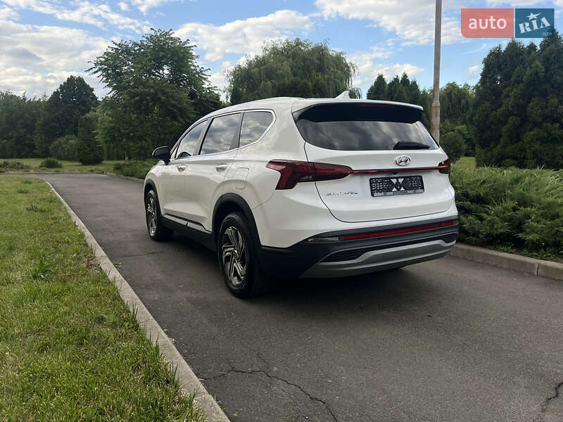 Позашляховик / Кросовер Hyundai Santa FE 2021 в Умані
