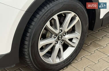 Внедорожник / Кроссовер Hyundai Santa FE 2014 в 