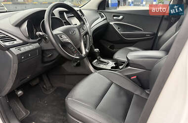 Внедорожник / Кроссовер Hyundai Santa FE 2014 в 