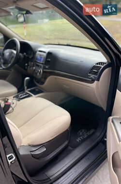 Позашляховик / Кросовер Hyundai Santa FE 2010 в 