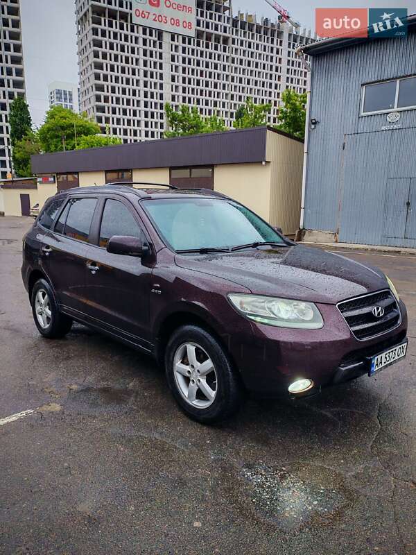 Внедорожник / Кроссовер Hyundai Santa FE 2008 в Киеве