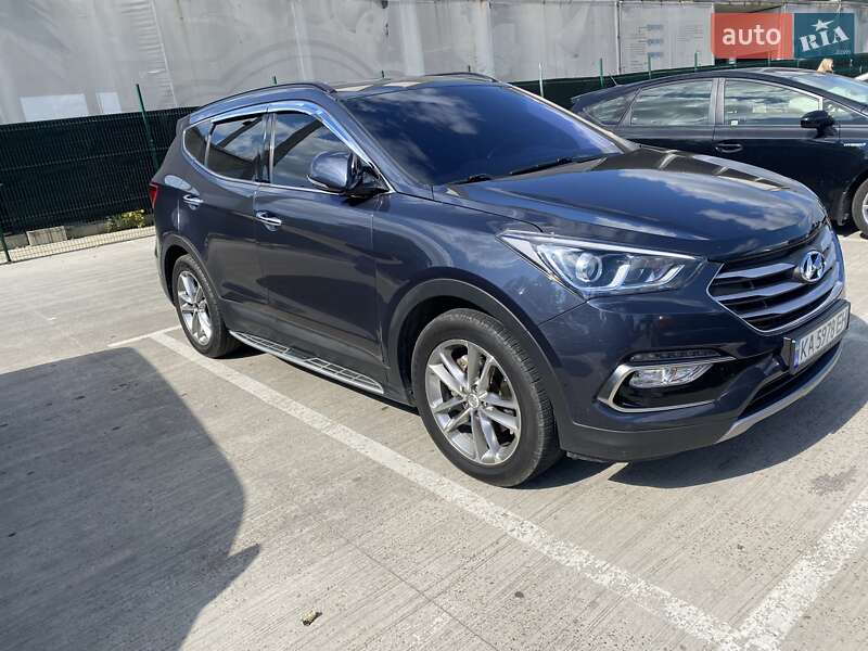 Внедорожник / Кроссовер Hyundai Santa FE 2015 в Киеве