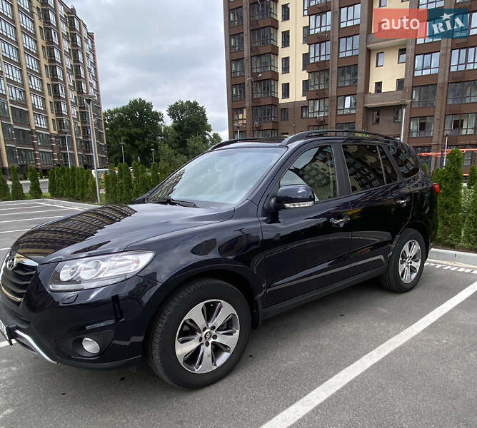 Внедорожник / Кроссовер Hyundai Santa FE 2012 в Носовке
