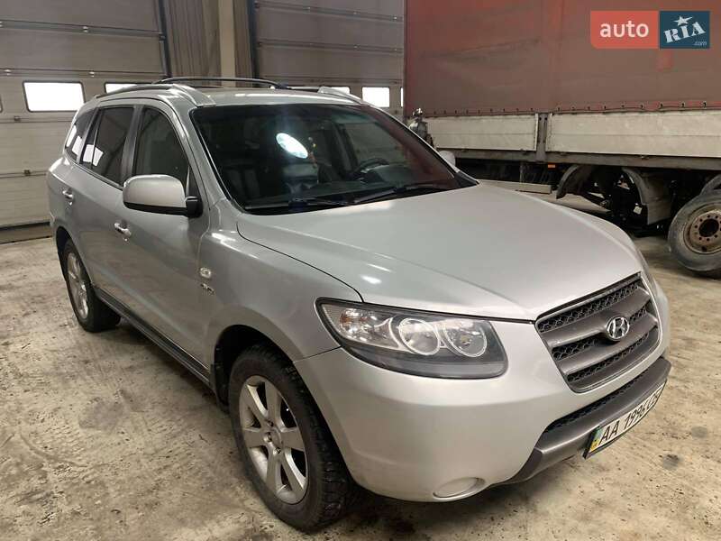 Позашляховик / Кросовер Hyundai Santa FE 2006 в Києві