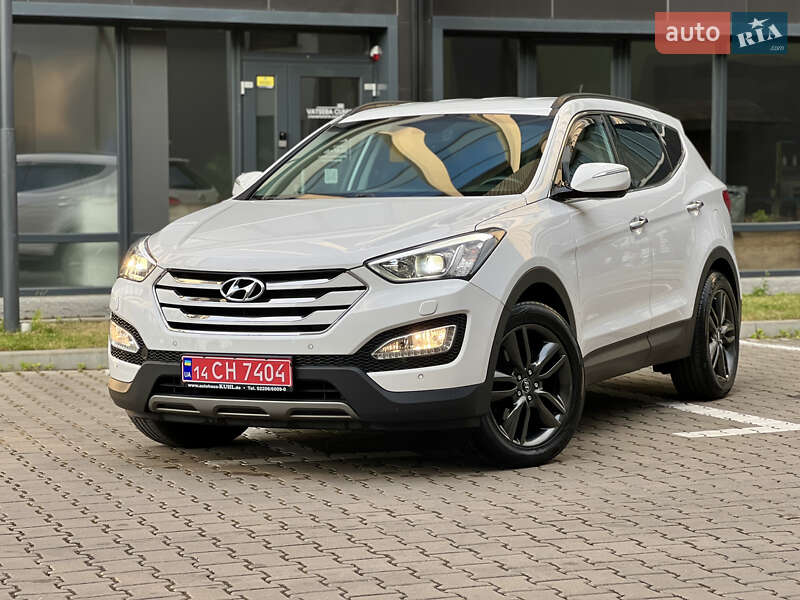 Позашляховик / Кросовер Hyundai Santa FE 2014 в Івано-Франківську
