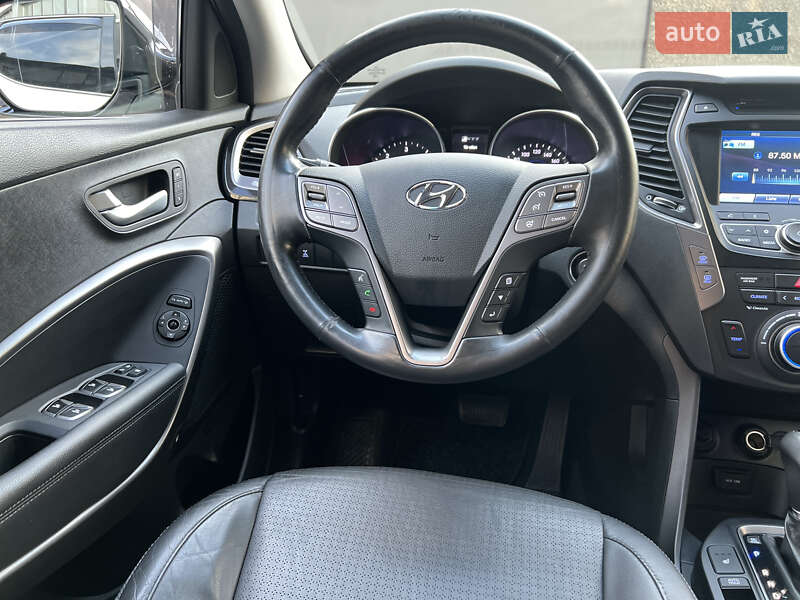 Позашляховик / Кросовер Hyundai Santa FE 2014 в Івано-Франківську