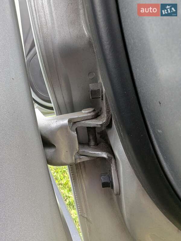 Позашляховик / Кросовер Hyundai Santa FE 2011 в Чернівцях