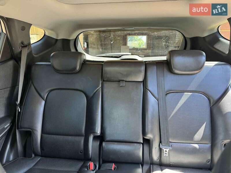 Позашляховик / Кросовер Hyundai Santa FE 2013 в Івано-Франківську