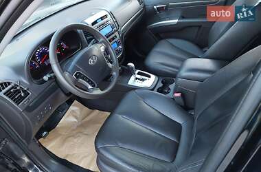 Внедорожник / Кроссовер Hyundai Santa FE 2011 в 