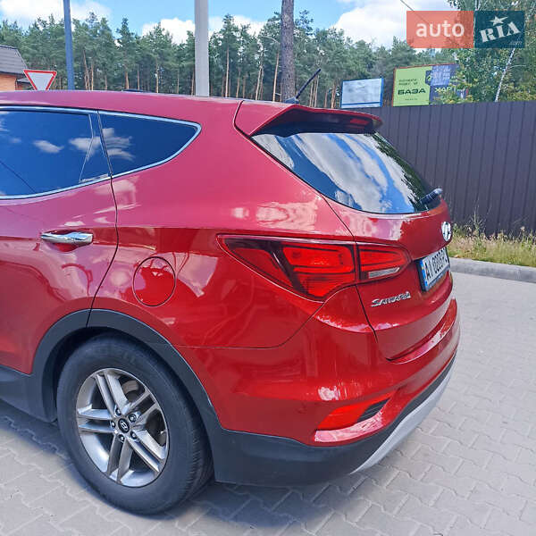Позашляховик / Кросовер Hyundai Santa FE 2017 в Бучі
