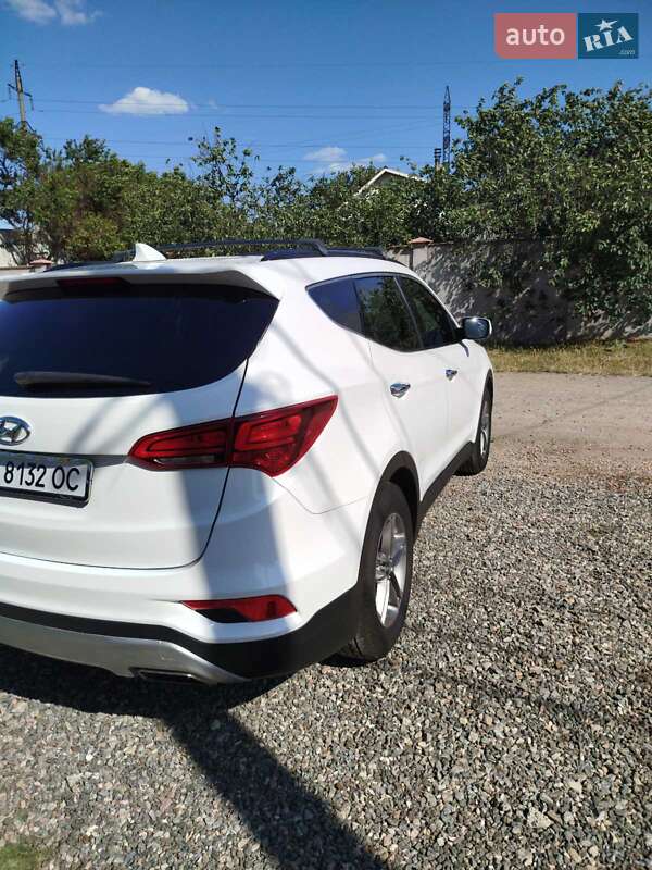 Позашляховик / Кросовер Hyundai Santa FE 2016 в Одесі
