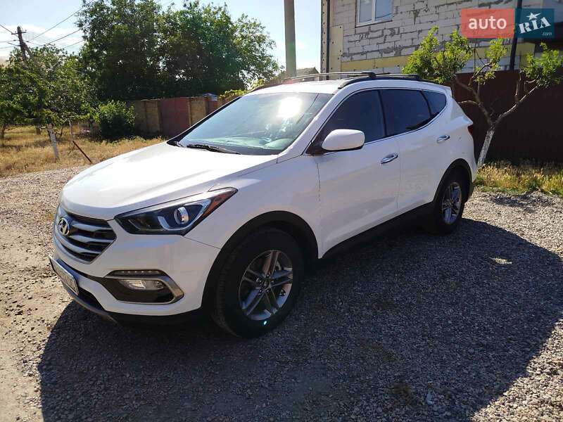 Позашляховик / Кросовер Hyundai Santa FE 2016 в Одесі
