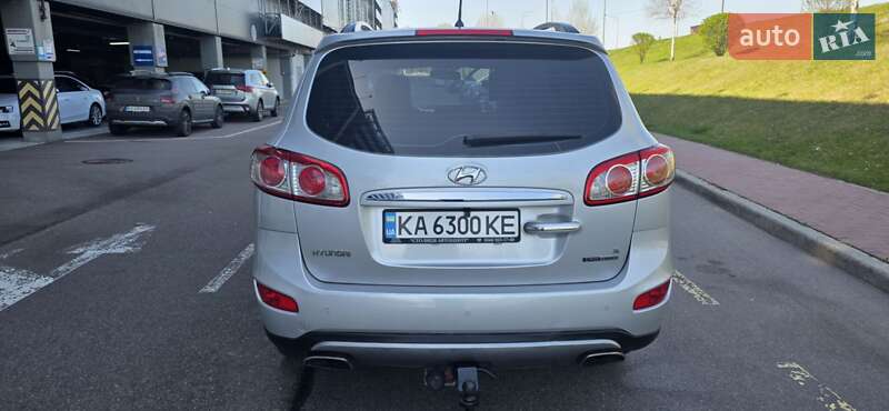 Позашляховик / Кросовер Hyundai Santa FE 2012 в Києві