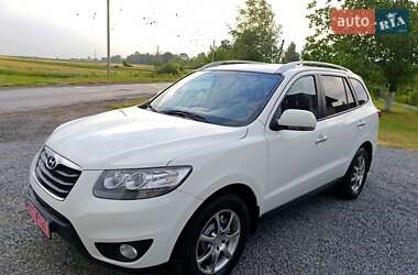 Внедорожник / Кроссовер Hyundai Santa FE 2011 в Млинове
