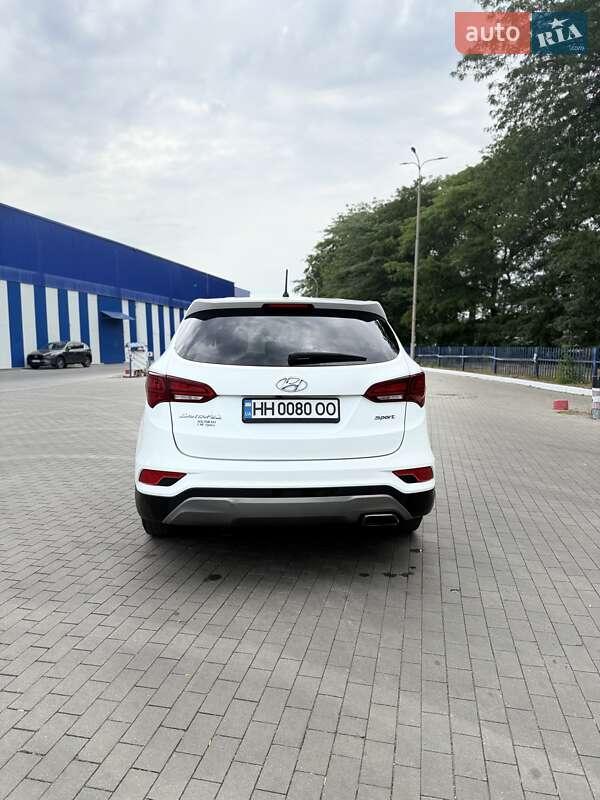 Внедорожник / Кроссовер Hyundai Santa FE 2017 в Одессе