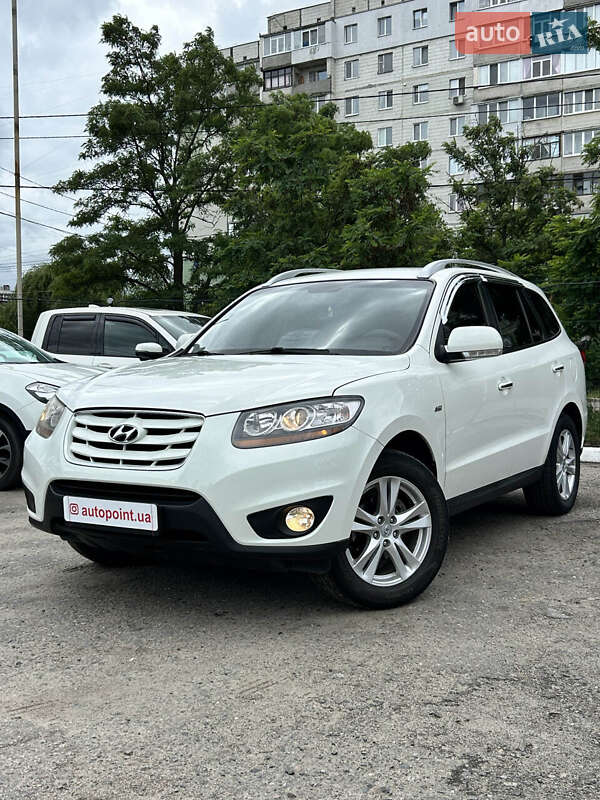 Внедорожник / Кроссовер Hyundai Santa FE 2011 в Сумах