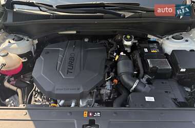 Внедорожник / Кроссовер Hyundai Santa FE 2021 в 