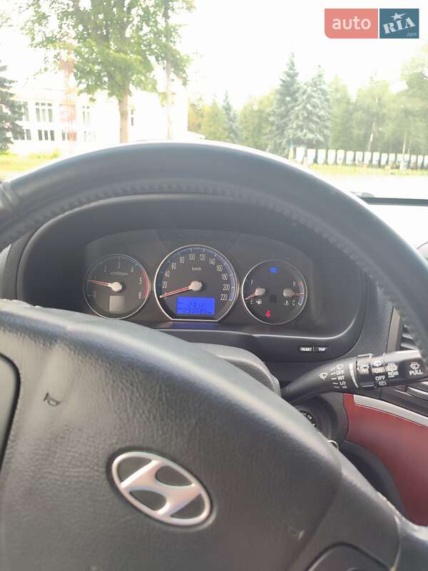Позашляховик / Кросовер Hyundai Santa FE 2007 в Києві