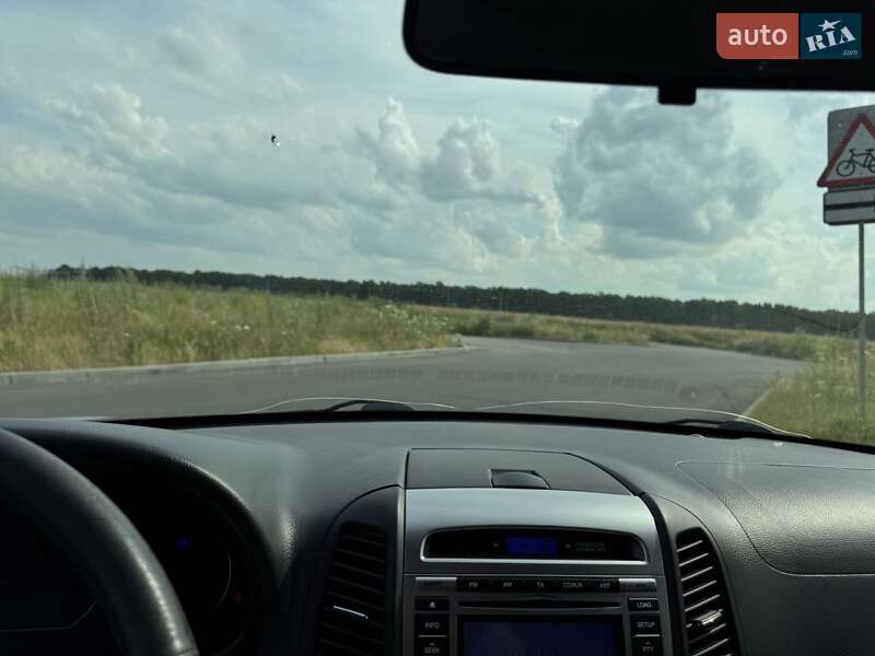Внедорожник / Кроссовер Hyundai Santa FE 2012 в Виннице