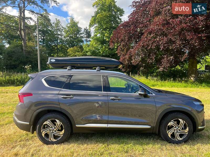 Внедорожник / Кроссовер Hyundai Santa FE 2022 в Киеве