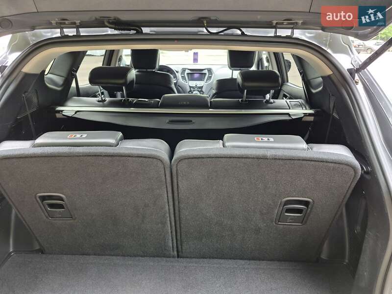 Внедорожник / Кроссовер Hyundai Santa FE 2012 в Ровно фото 11 Внедорожник / Кроссовер Hyundai Santa FE 2012 в Ровно