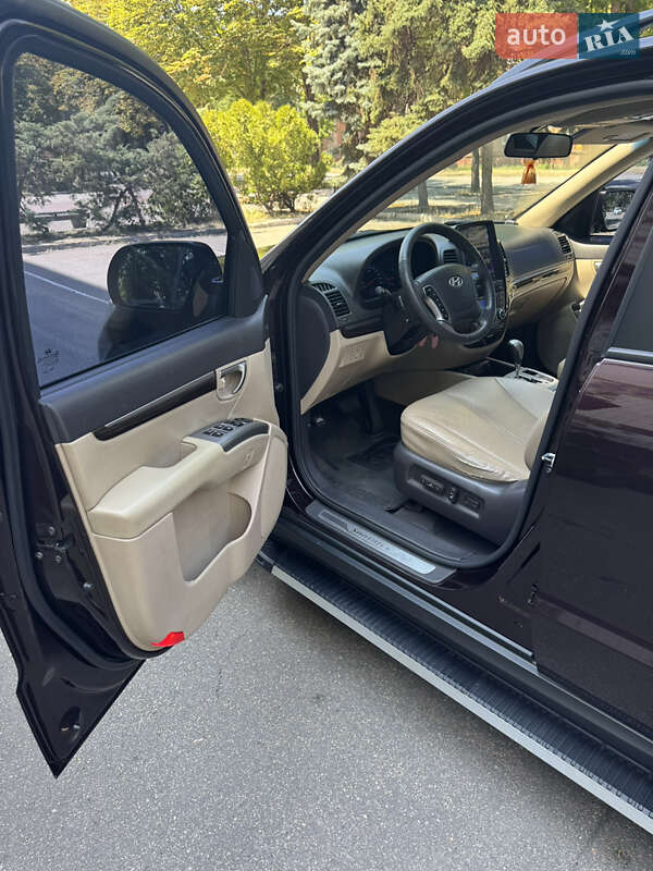 Позашляховик / Кросовер Hyundai Santa FE 2012 в Кривому Розі