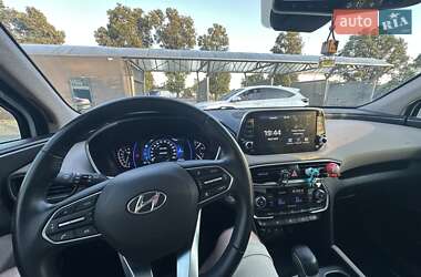 Позашляховик / Кросовер Hyundai Santa FE 2019 в 