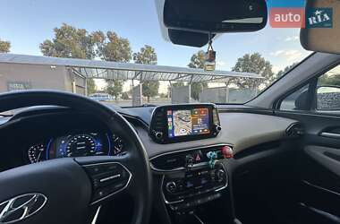 Позашляховик / Кросовер Hyundai Santa FE 2019 в 