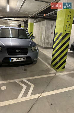 Внедорожник / Кроссовер Hyundai Santa FE 2009 в 