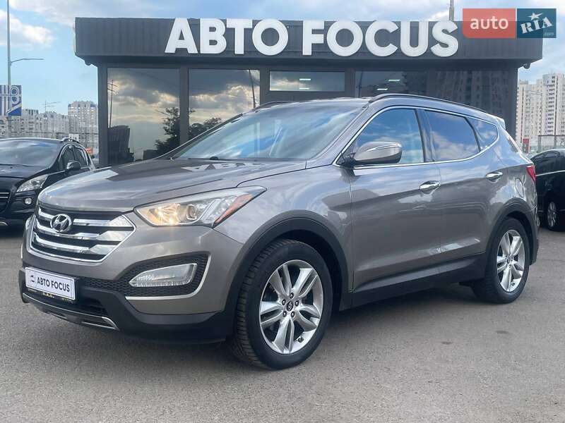 Внедорожник / Кроссовер Hyundai Santa FE 2012 в Киеве