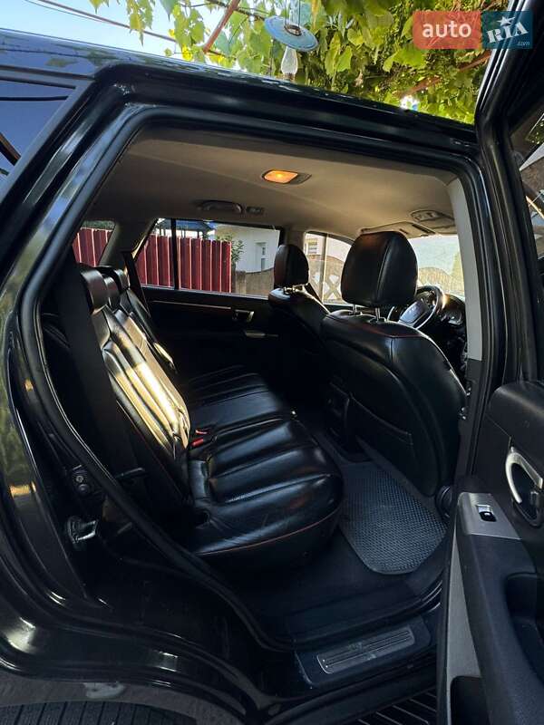 Позашляховик / Кросовер Hyundai Santa FE 2007 в Чернівцях