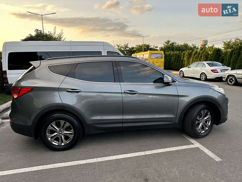 Позашляховик / Кросовер Hyundai Santa FE 2015 в Києві