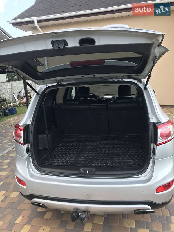 Внедорожник / Кроссовер Hyundai Santa FE 2012 в Киеве
