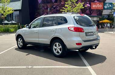 Позашляховик / Кросовер Hyundai Santa FE 2006 в 