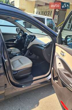 Внедорожник / Кроссовер Hyundai Santa FE 2013 в 