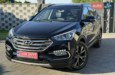 Внедорожник / Кроссовер Hyundai Santa FE 2016 в Ровно