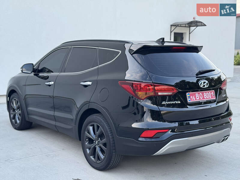 Внедорожник / Кроссовер Hyundai Santa FE 2015 в Луцке