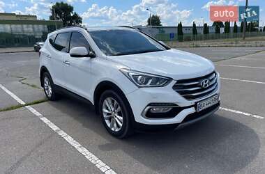 Внедорожник / Кроссовер Hyundai Santa FE 2017 в Киеве
