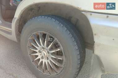 Внедорожник / Кроссовер Hyundai Santa FE 2004 в 