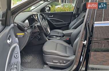 Внедорожник / Кроссовер Hyundai Santa FE 2014 в 