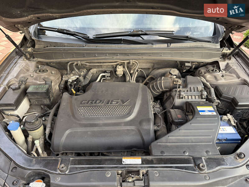 Позашляховик / Кросовер Hyundai Santa FE 2011 в Краснограді