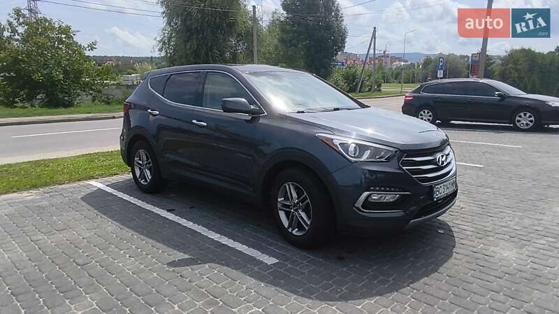 Позашляховик / Кросовер Hyundai Santa FE 2016 в Трускавці