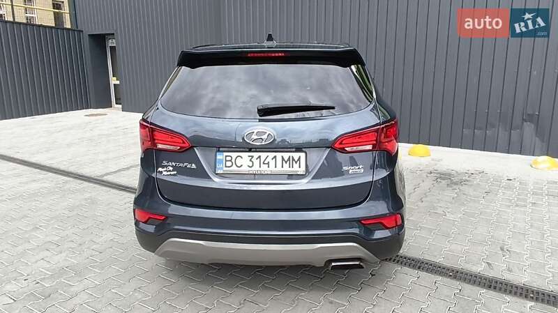 Позашляховик / Кросовер Hyundai Santa FE 2016 в Трускавці