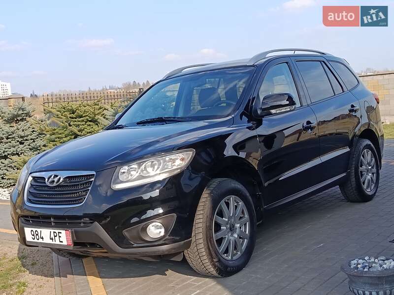 Позашляховик / Кросовер Hyundai Santa FE 2010 в Луцьку